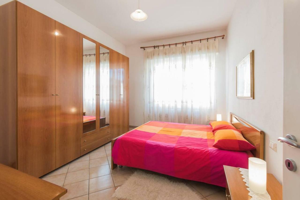 Altido Apt For 8 With Huge Terrace In Old Town Of Viareggio Exterior foto