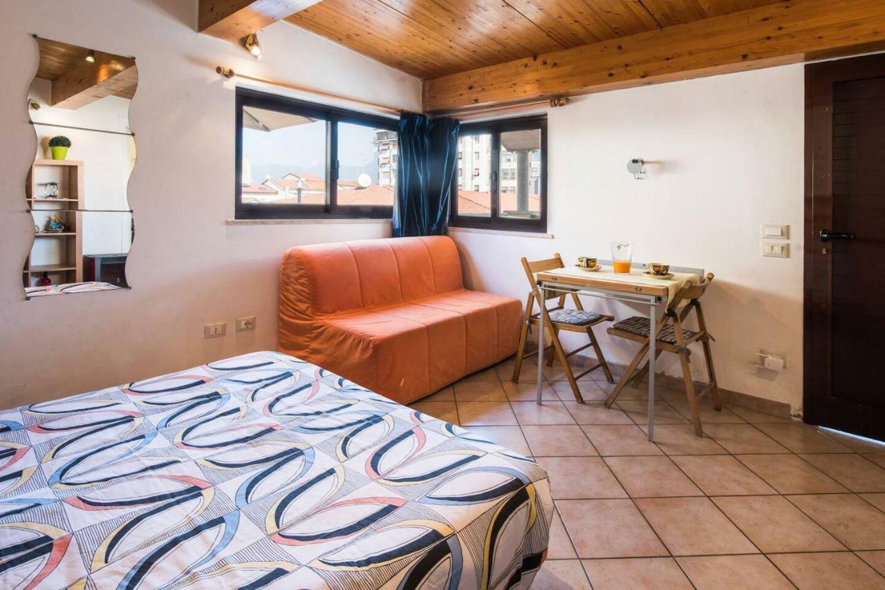 Altido Apt For 8 With Huge Terrace In Old Town Of Viareggio Exterior foto